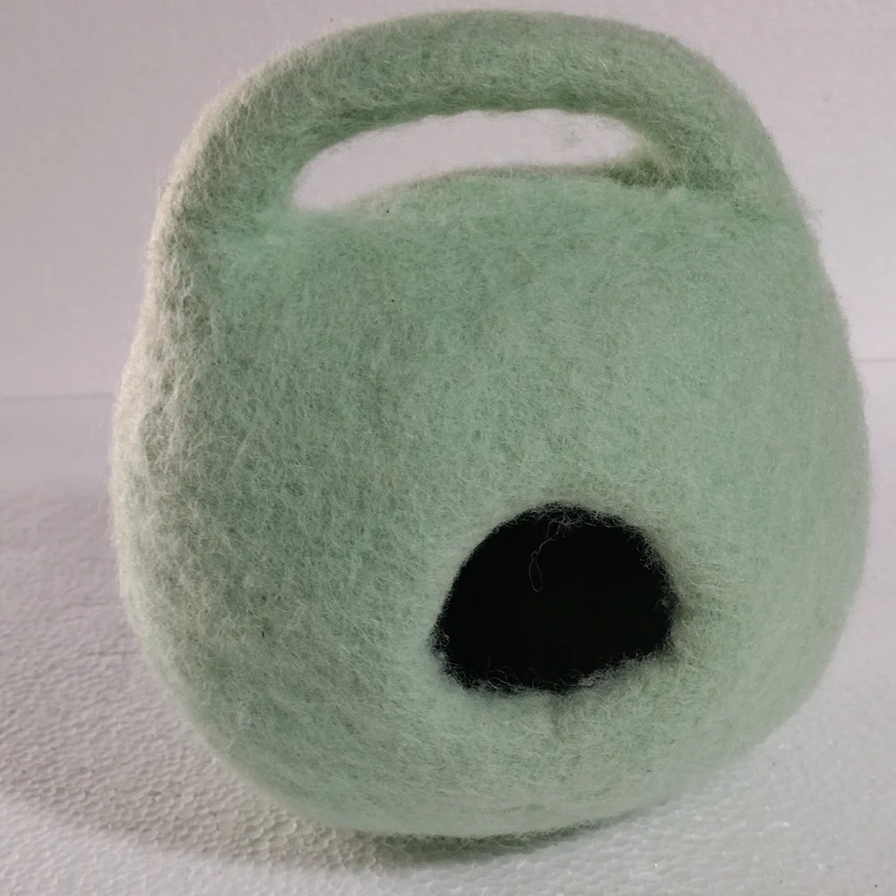Felt pet home